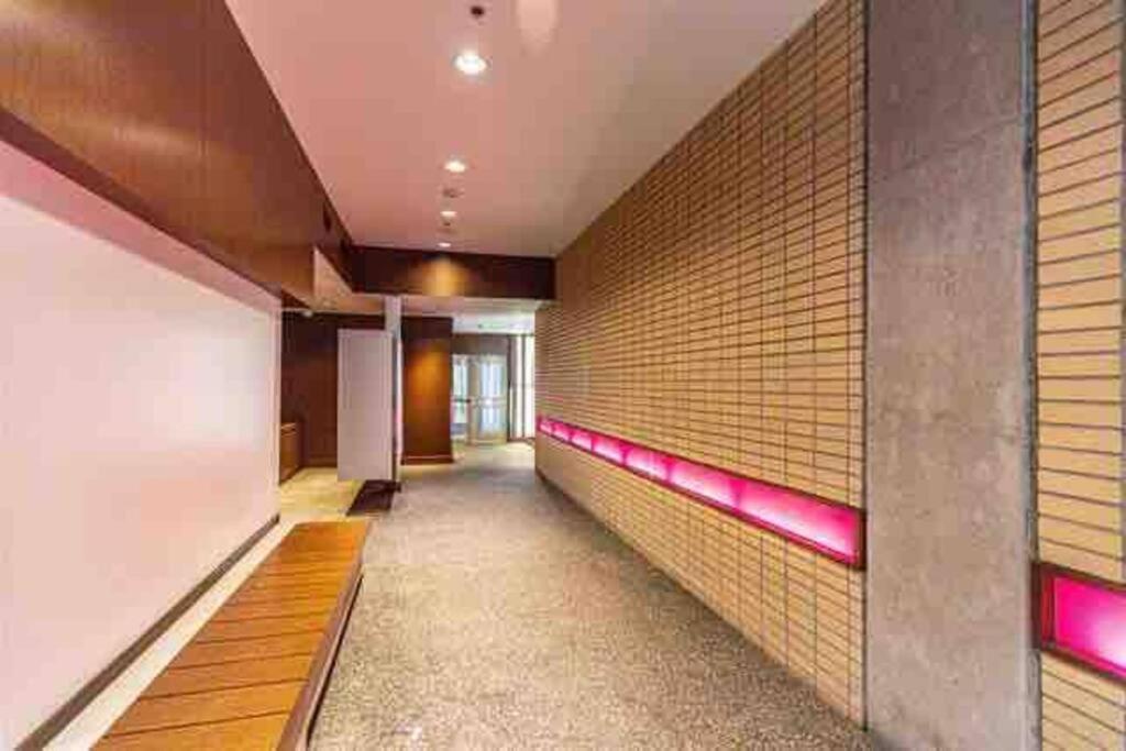 Beautiful Apartment Downtown, Mins To Rogers Arena, Stadium, Restaurants, Shops Vancouver Exterior photo